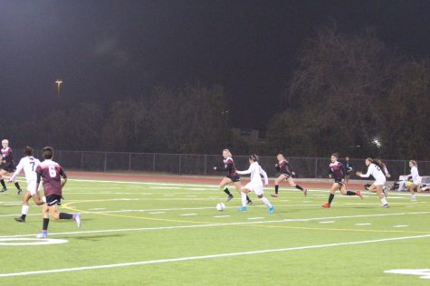  The Cypress Ridge girls soccer program kepped the mentality of going the extra mile which lead players to not only break angles during the 2017- 2018 session,but also to break school records. 