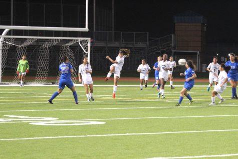  The Cypress Ridge girls soccer program kepped the mentality of going the extra mile which lead players to not only break angles during the 2017- 2018 session,but also to break school records. 